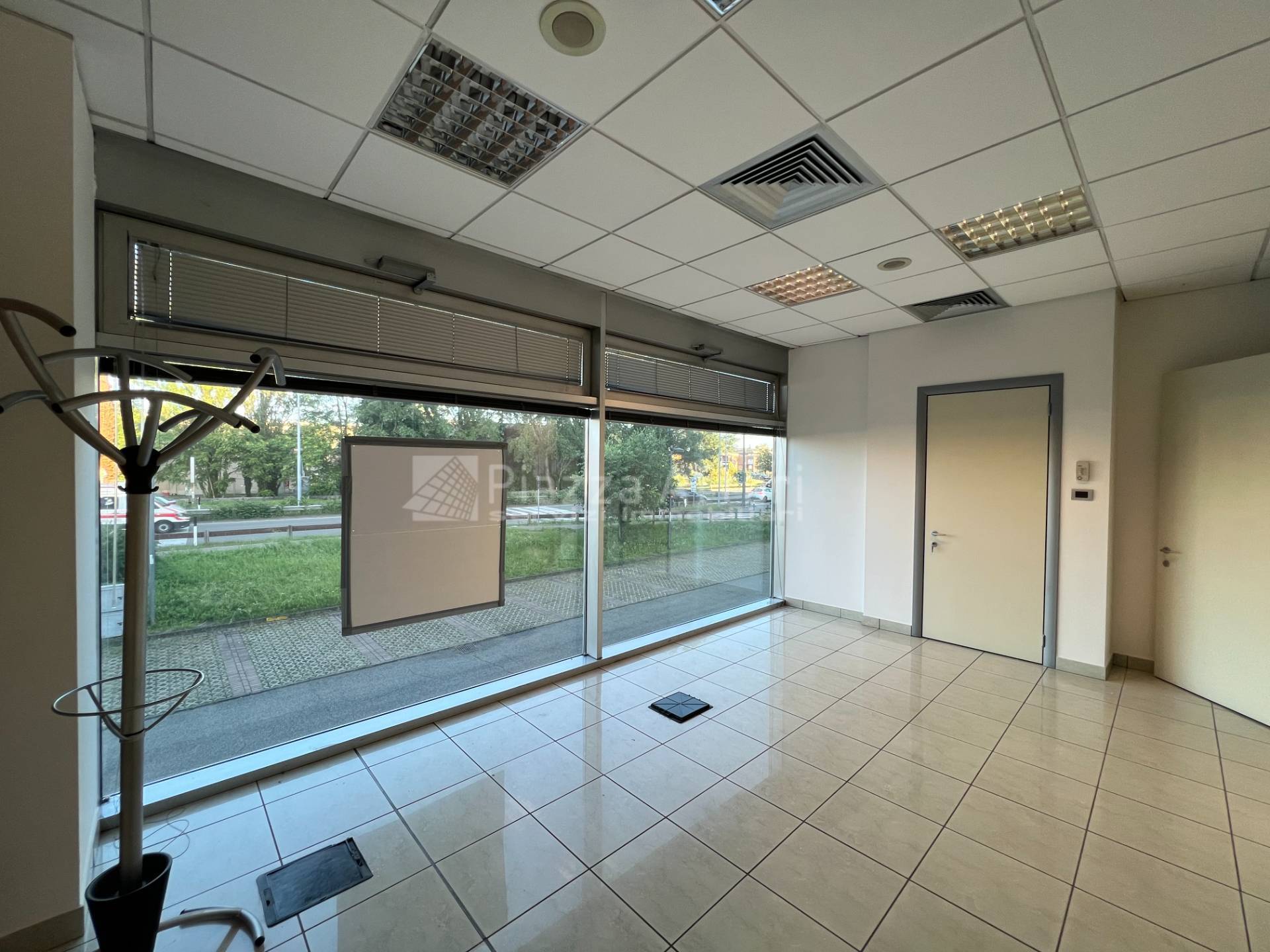 Ufficio di 230 mq a Reggio nell'Emilia