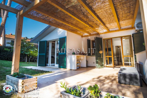 Bifamiliare in Vendita a Pisa