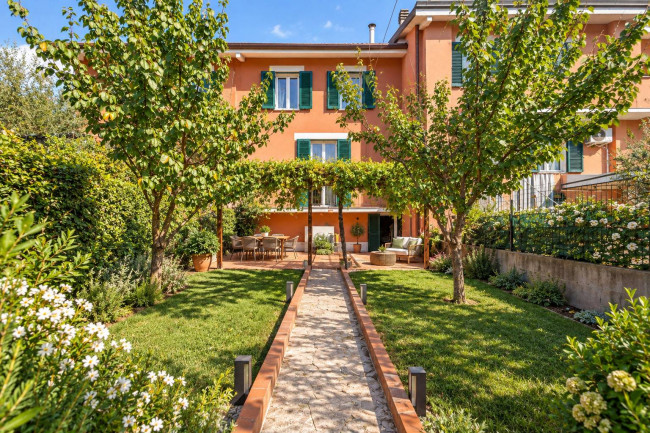 Villette a schiera in Vendita a Pisa