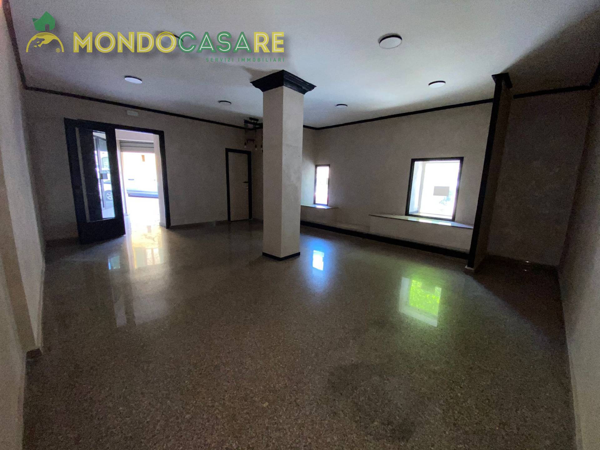 Fondo commerciale in affitto a Monterotondo (RM)