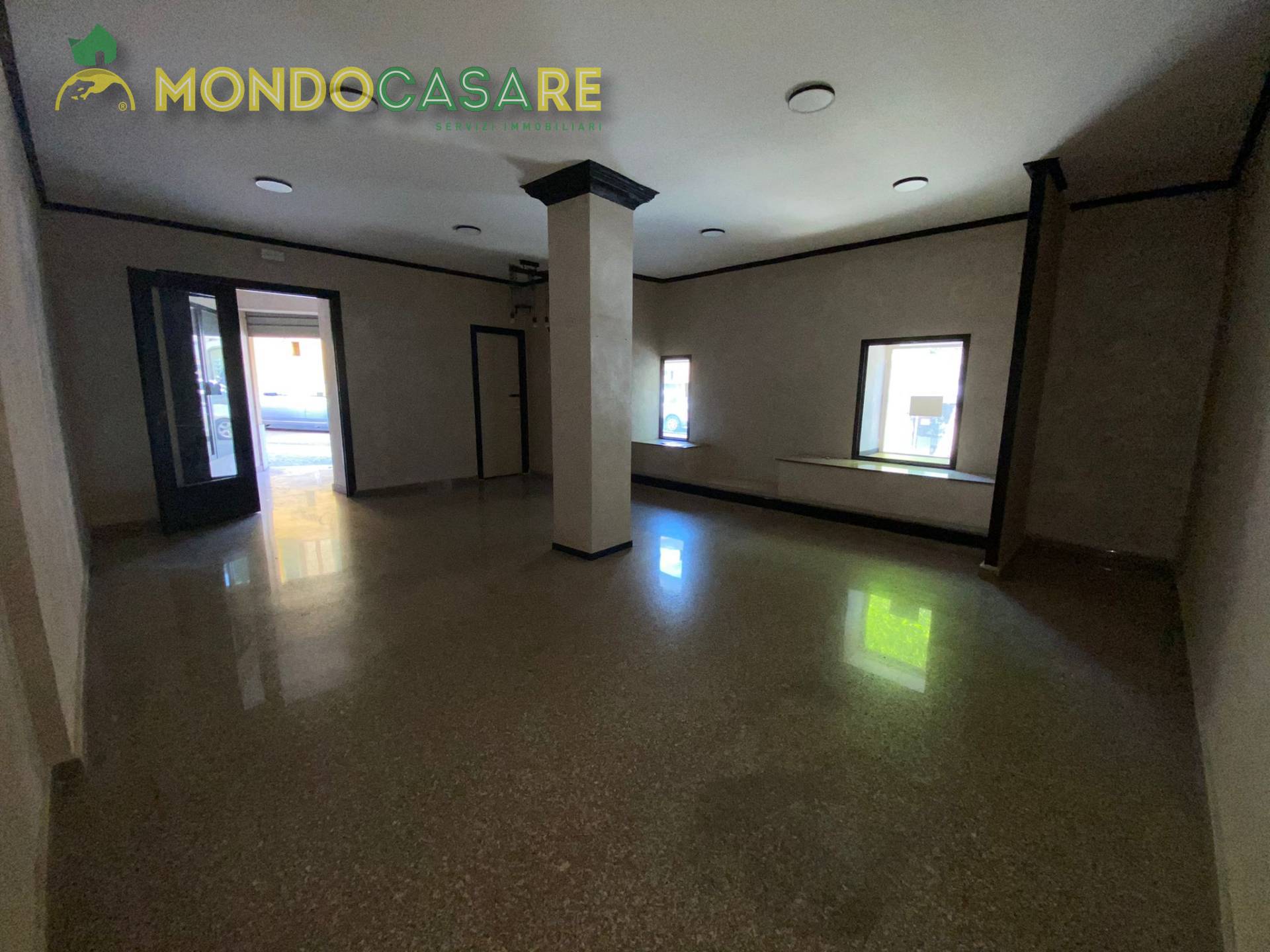 Fondo commerciale in affitto a Monterotondo (RM)