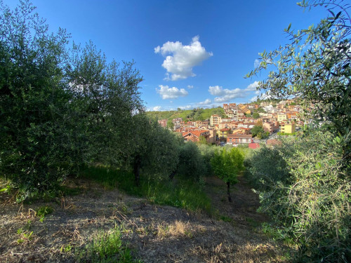 Terreno edificabile in vendita a Monterotondo Scalo, Monterotondo (RM)