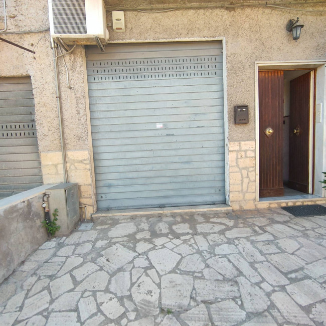 Garage/Box/Posto auto in vendita a Marcellina (RM)