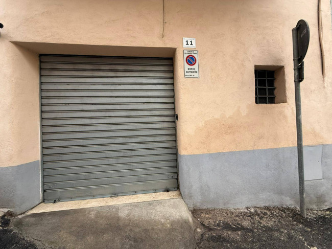 Garage/Box/Posto auto in vendita a Palombara Sabina (RM)