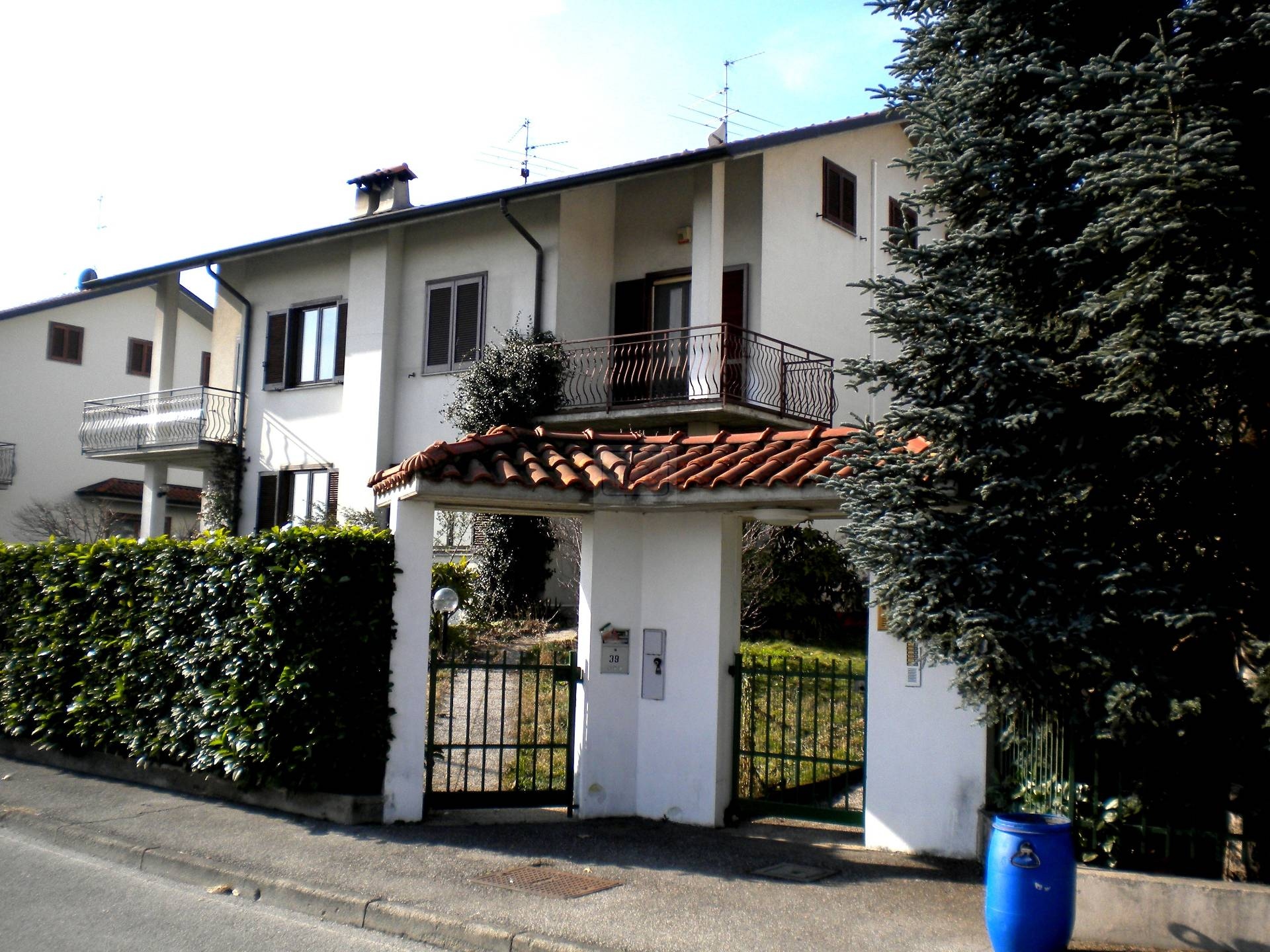 Villa CAPRIATE SAN GERVASIO vendita    ImmobilGo