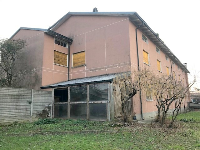 Stabile intero - Palazzo FARA GERA D