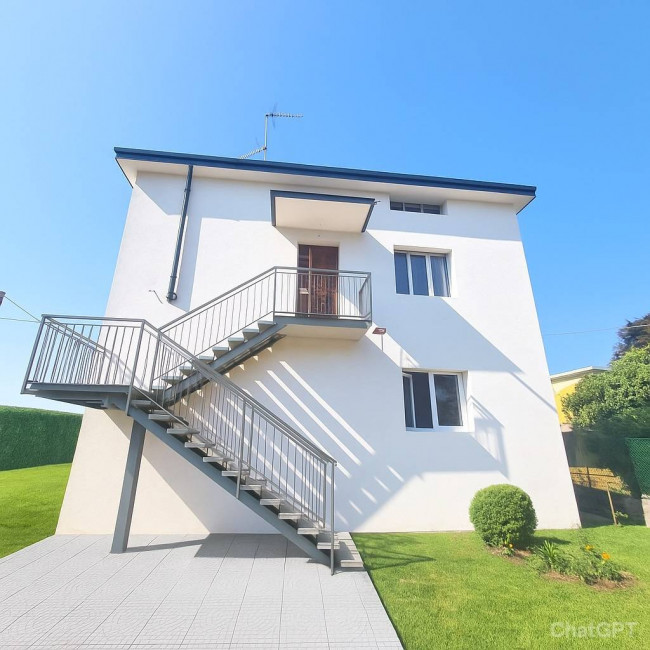 Villa Bifamiliare in vendita a Capriate San Gervasio