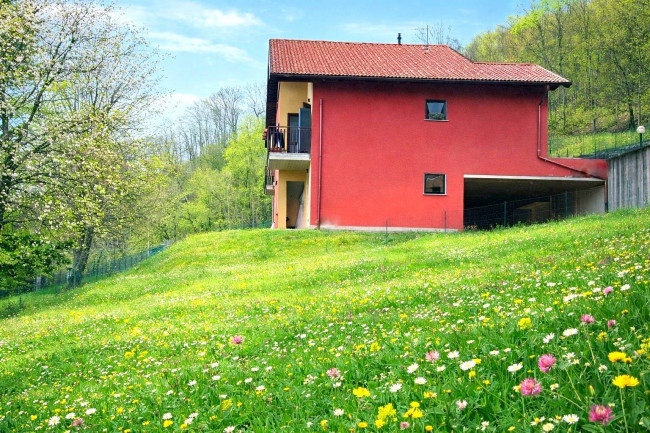  for sale in Costa Valle Imagna