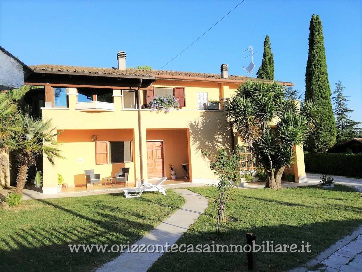 Villa in vendita a Maltignano (AP)