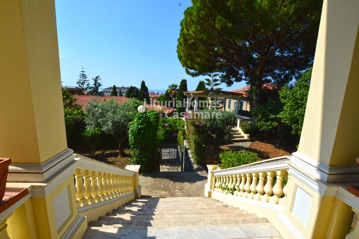 Villa BORDIGHERA vendita    LiguriaHomes Casamare Bordighera