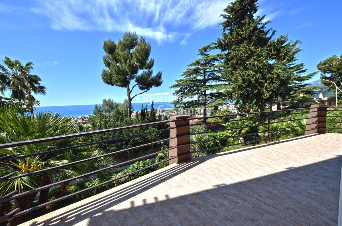 Villa BORDIGHERA vendita    LiguriaHomes Casamare Bordighera