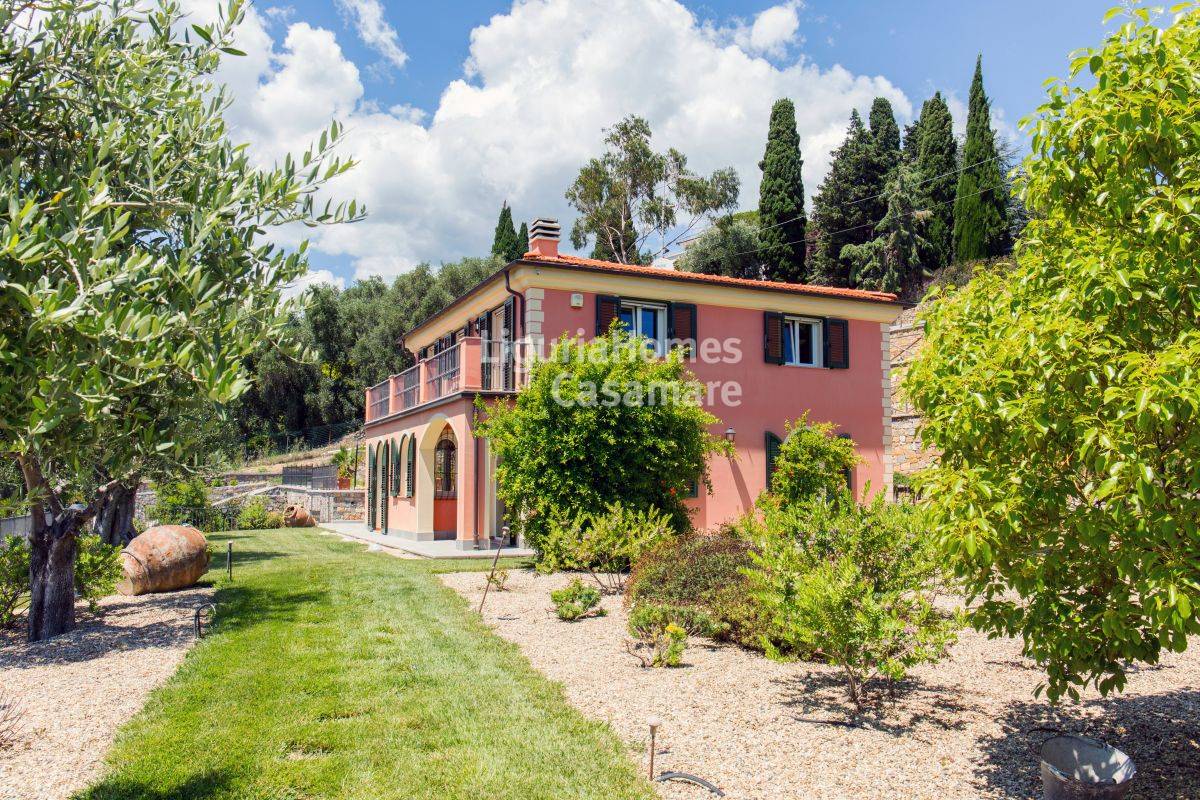 Villa IMPERIA vendita    LiguriaHomes Casamare Imperia