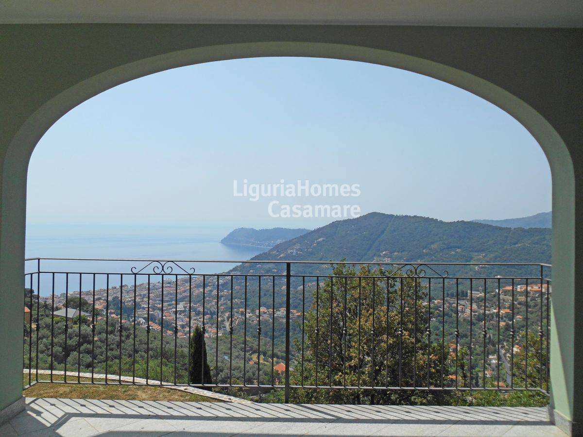 Villa ALASSIO vendita    LiguriaHomes Casamare Imperia