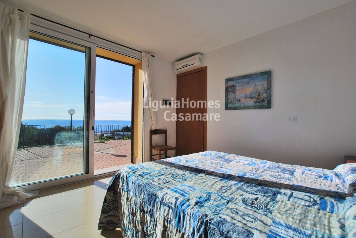 Villa CIPRESSA vendita    LiguriaHomes Casamare Imperia