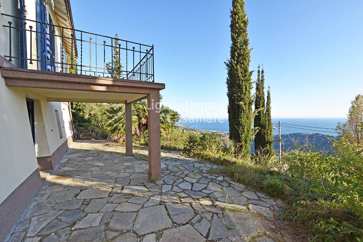 Villa SANREMO vendita    LiguriaHomes Casamare Sanremo