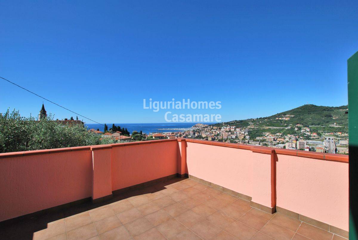 Villa IMPERIA vendita    LiguriaHomes Casamare Imperia