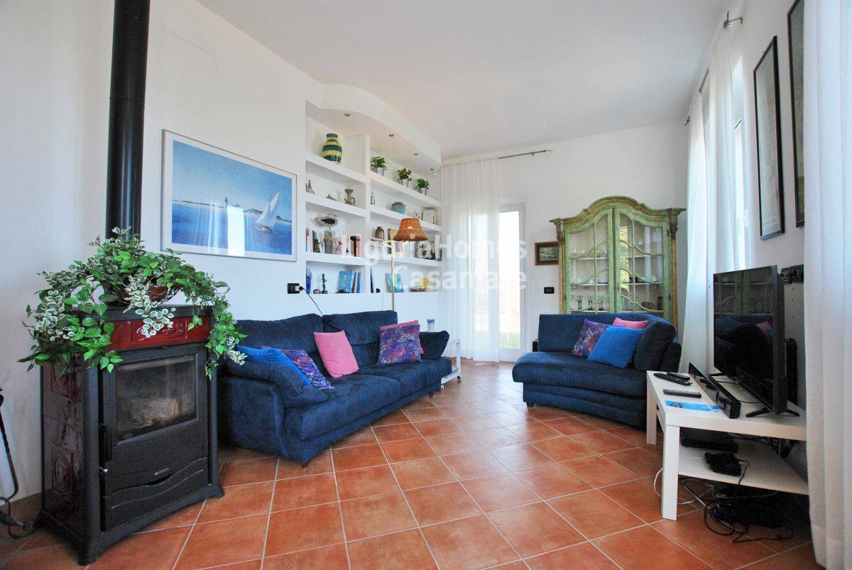 Villa COSTARAINERA vendita    LiguriaHomes Casamare Imperia