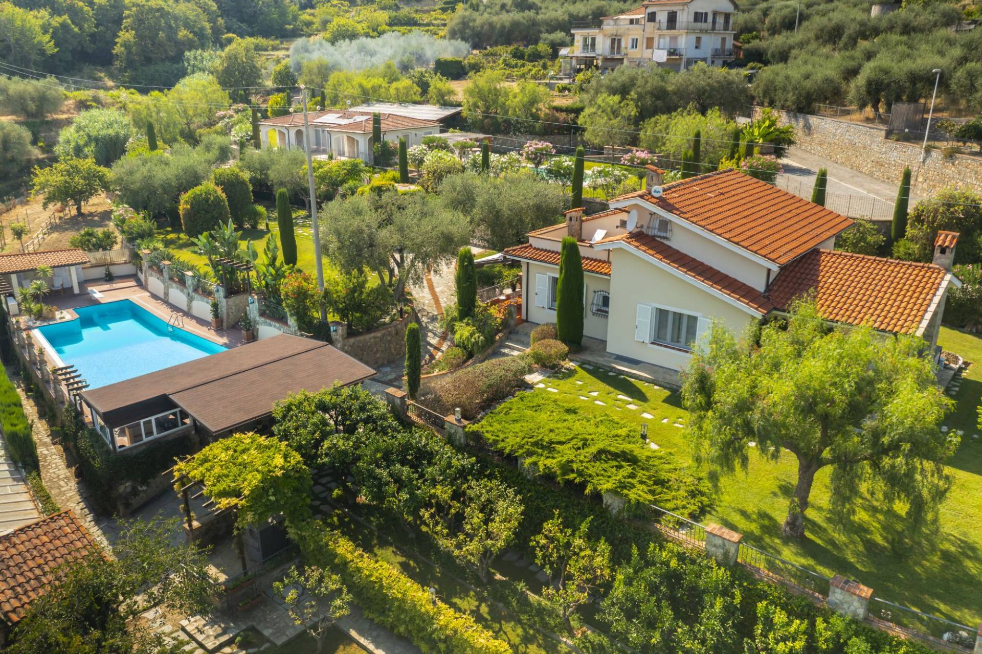 Spectacular villa with swimming pool and enchanting garden for sale in Imperia, Liguria