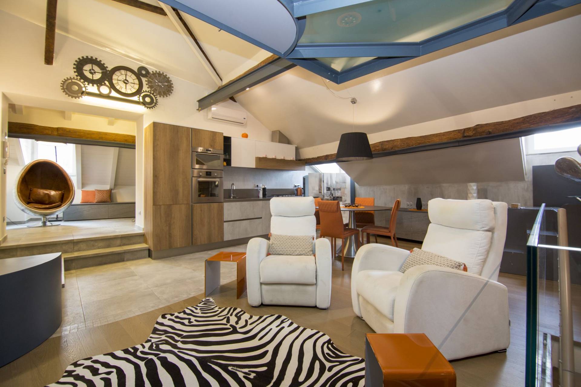 Finely renovated apartment for sale in Imperia