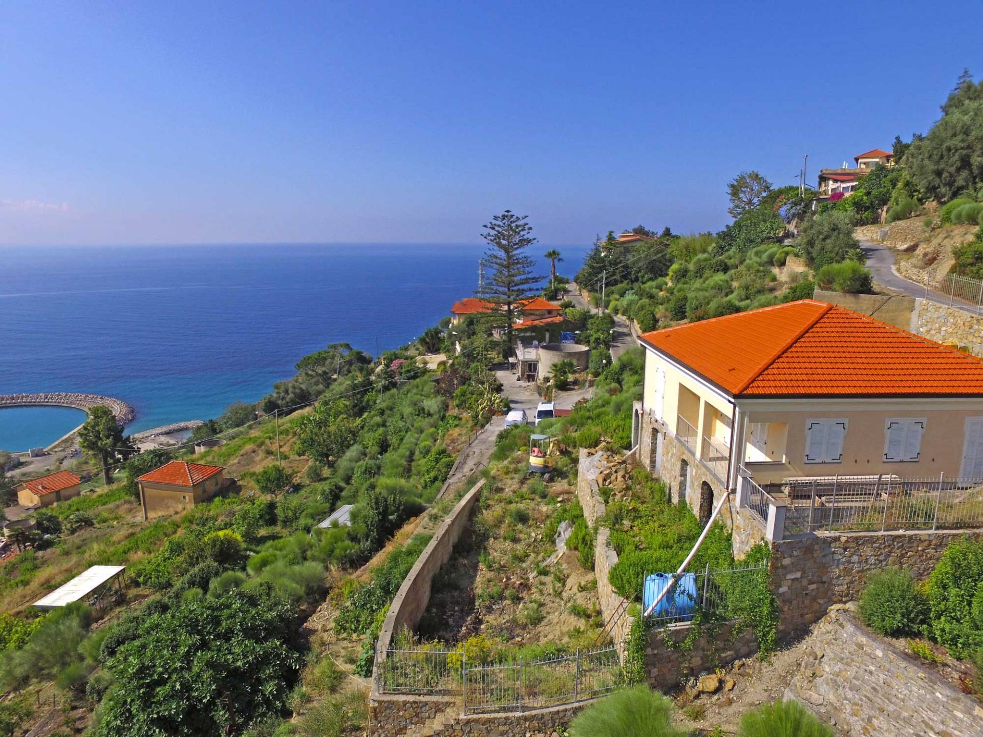 Villa in phase of construction with panoramic sea view for sale in Ospedaletti