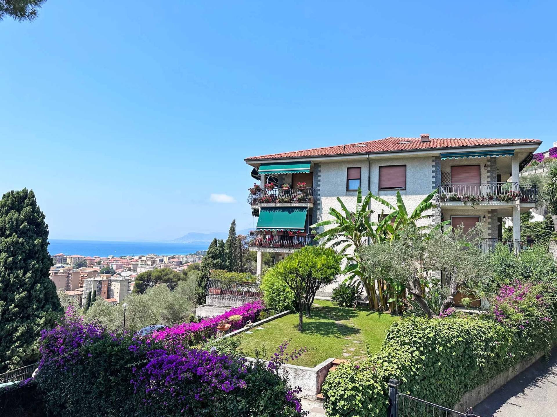 Stunning and Expansive Top Floor Apartment for Sale in Vallecrosia