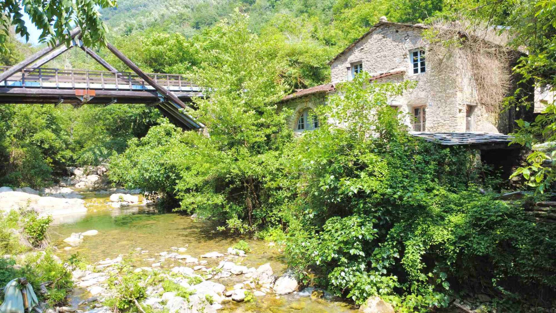Charming oil mill to be renovated in Montalto