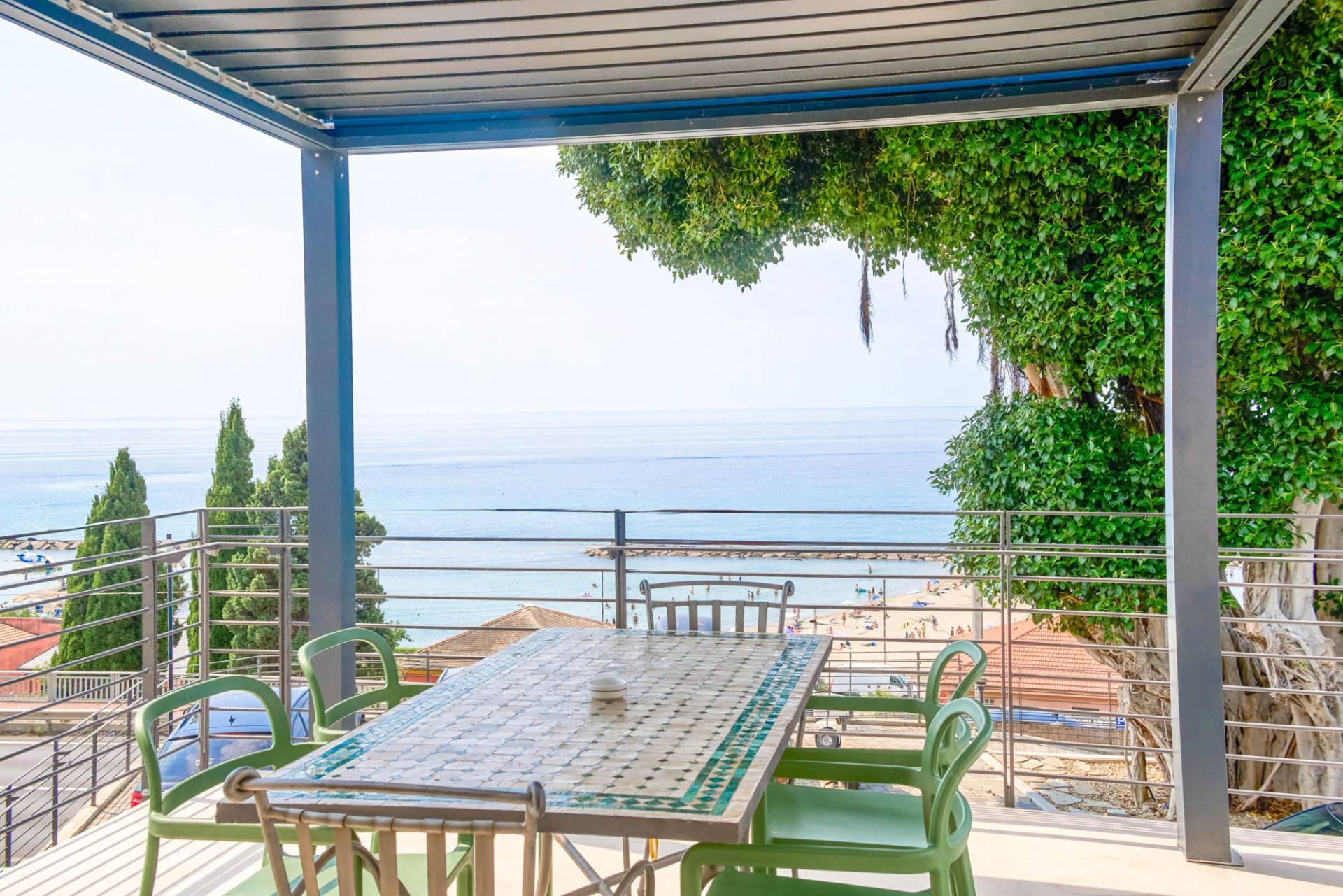 Apartment with large sea view terrace in Santo Stefano al Mare