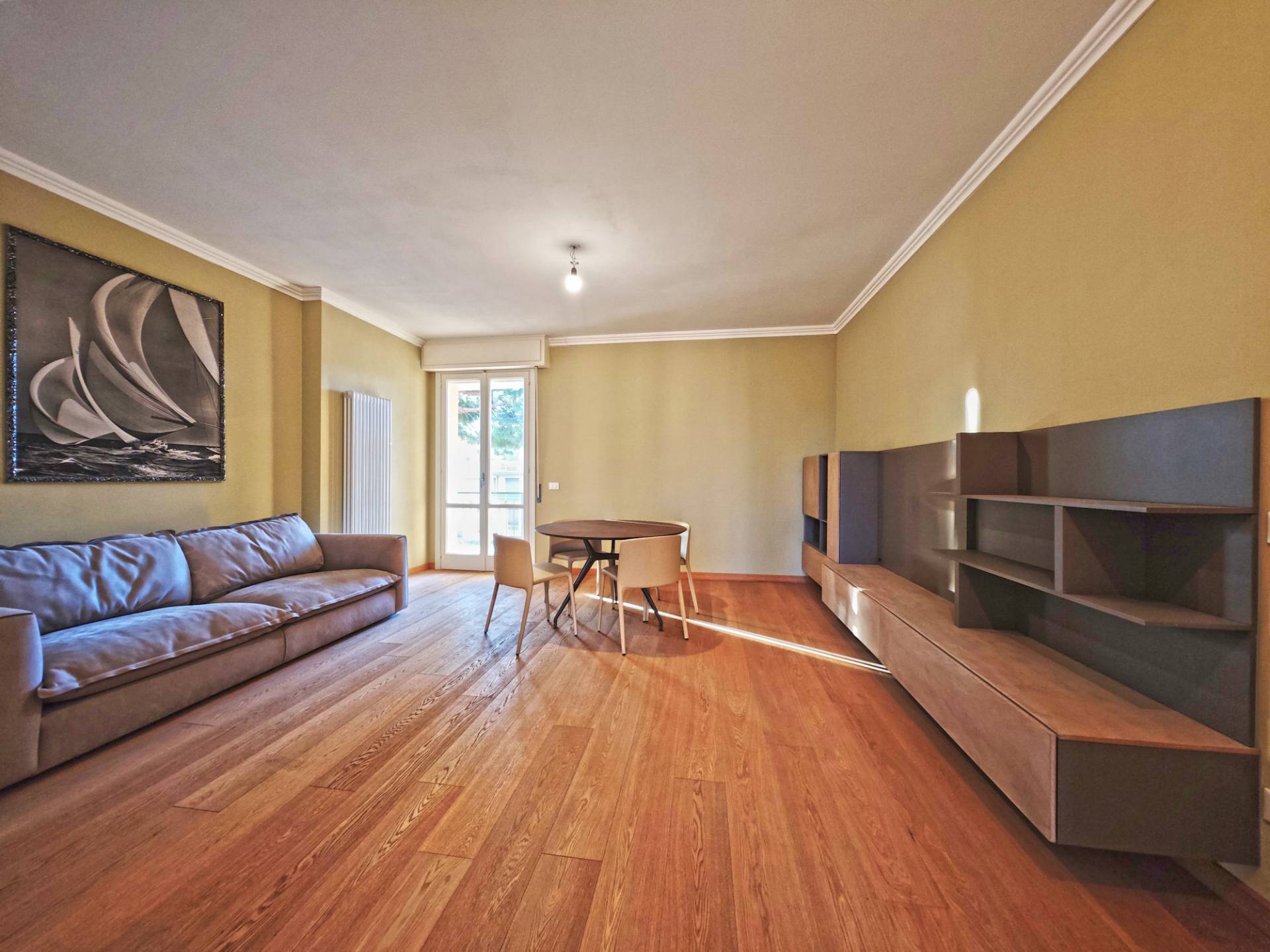 Bordighera penthouse apartment for sale with roof terrace, garage and parking space