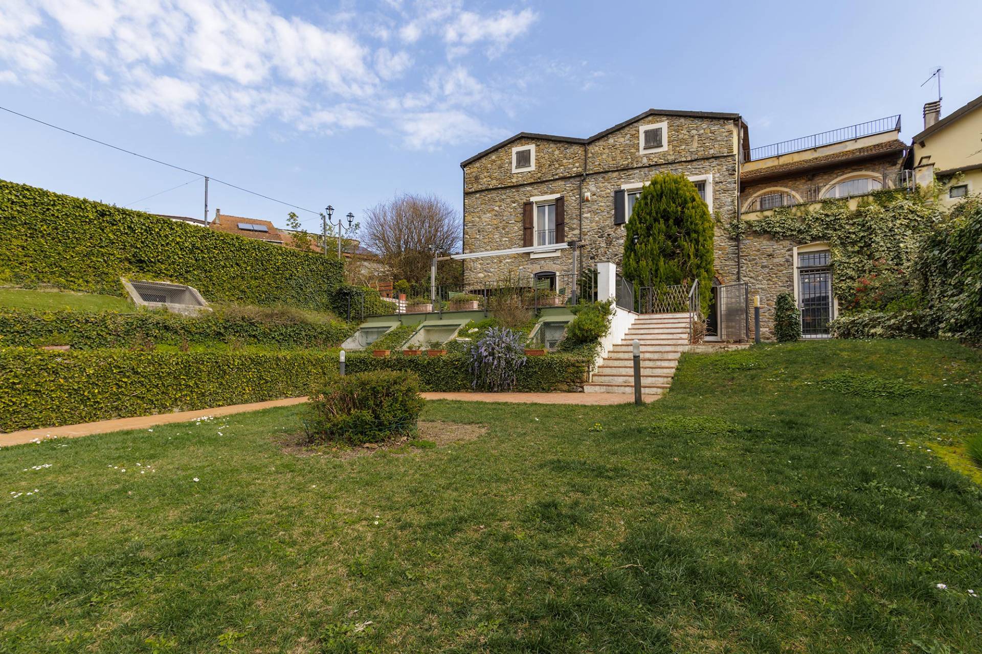 Charming House for Sale in Villanova d’Albenga Charming House for Sale in Villanova d’Albenga