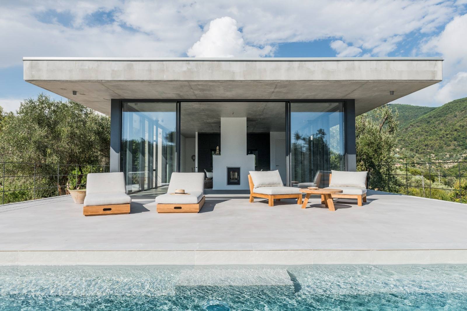 Contemporary villa with pool and panoramic views for sale in Seborga