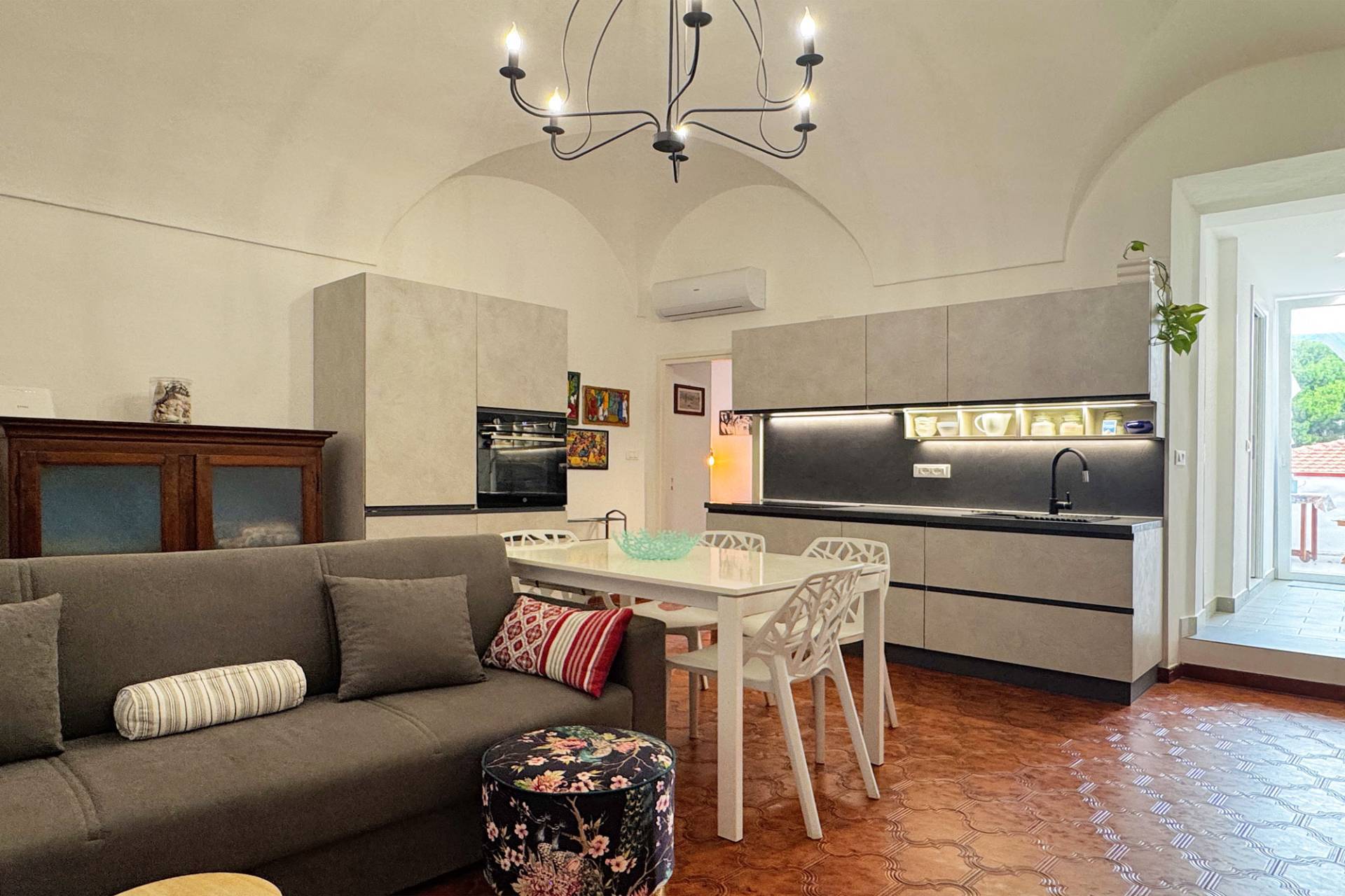 Apartment for sale in the historic centre of Riva Ligure