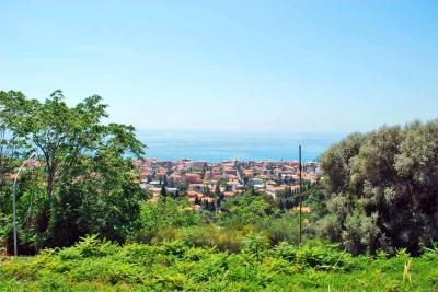 Land plot for sale in Bordighera