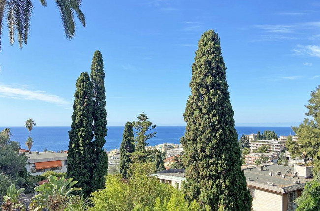 Appartamento in vendita a Sanremo