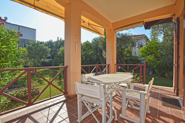 Appartamento in vendita a Bordighera