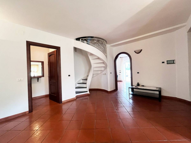 Villen/Häuser zum kaufen in Alassio