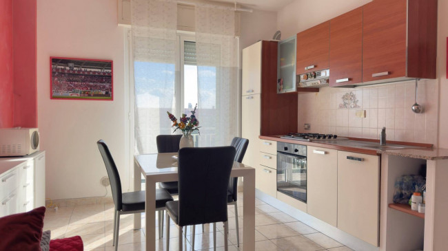 Квартира в продажа в Santo Stefano al Mare