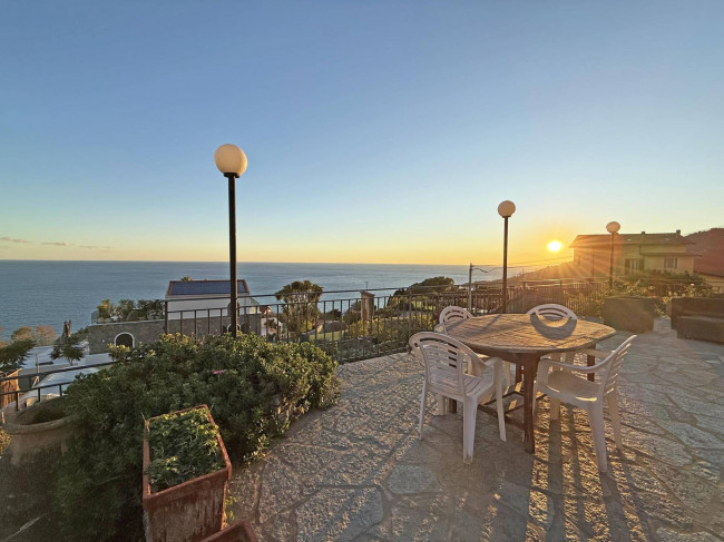 Villa for sale in Ventimiglia