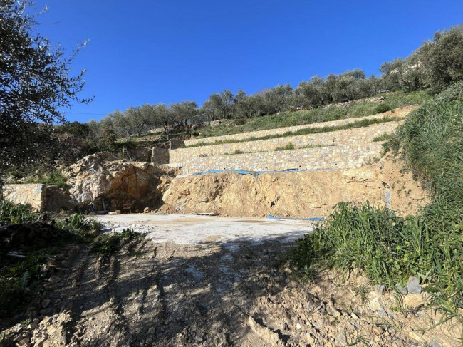 Villa for sale in Imperia