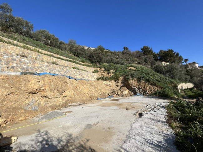 Villa for sale in Imperia