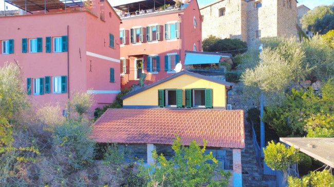 Wohnungen zum kaufen in Pompeiana