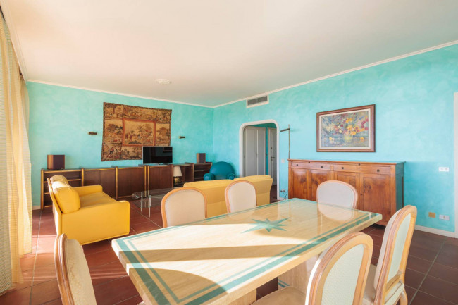 Квартира в продажа в Sanremo