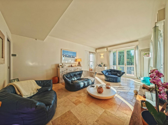 Appartamento in vendita a Bordighera