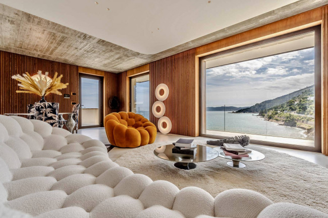 Villen/Häuser zum kaufen in Alassio