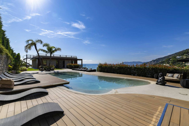 Villen/Häuser zum kaufen in Alassio