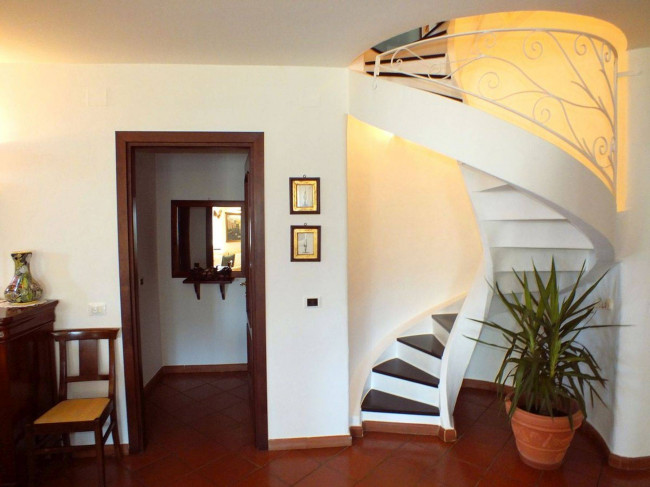 Вилла в продажа в Alassio