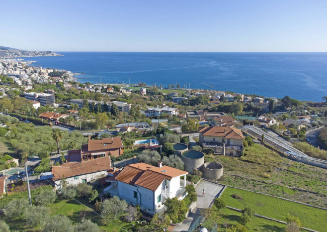 Villa in vendita a Sanremo