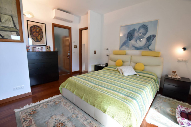 Вилла в продажа в Alassio