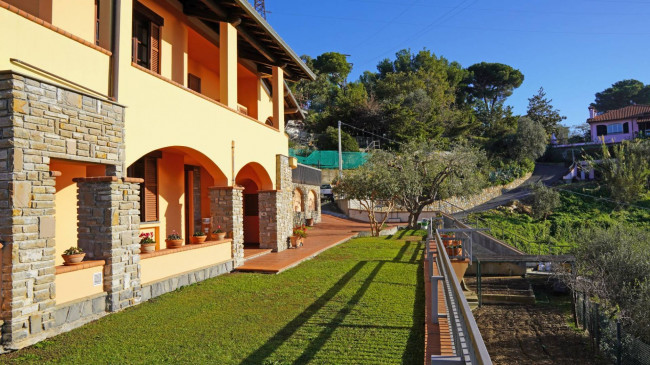 Villa in vendita a Imperia