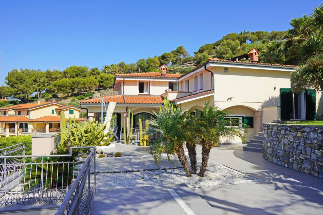 Villen/Häuser zum kaufen in Andora