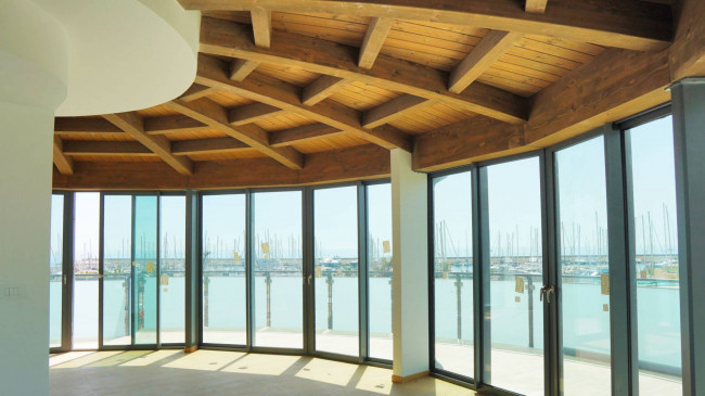 Appartamento in vendita a Santo Stefano al Mare